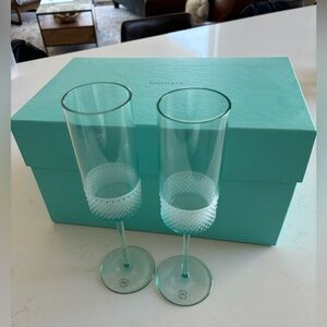 Tiffany & Co Rare Blue Diamond Point Crystal Champagne Glasses NWB